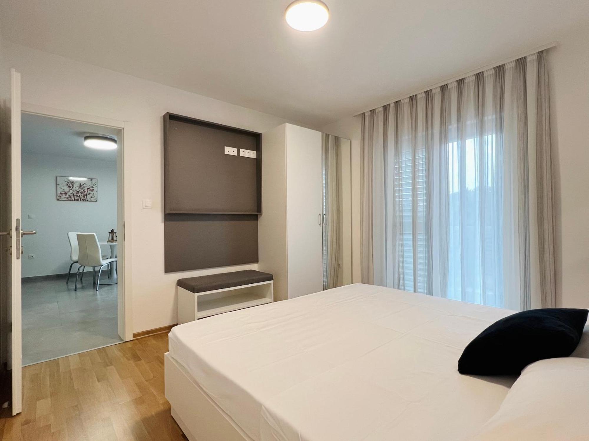Apartmani Avis Selce Exterior photo