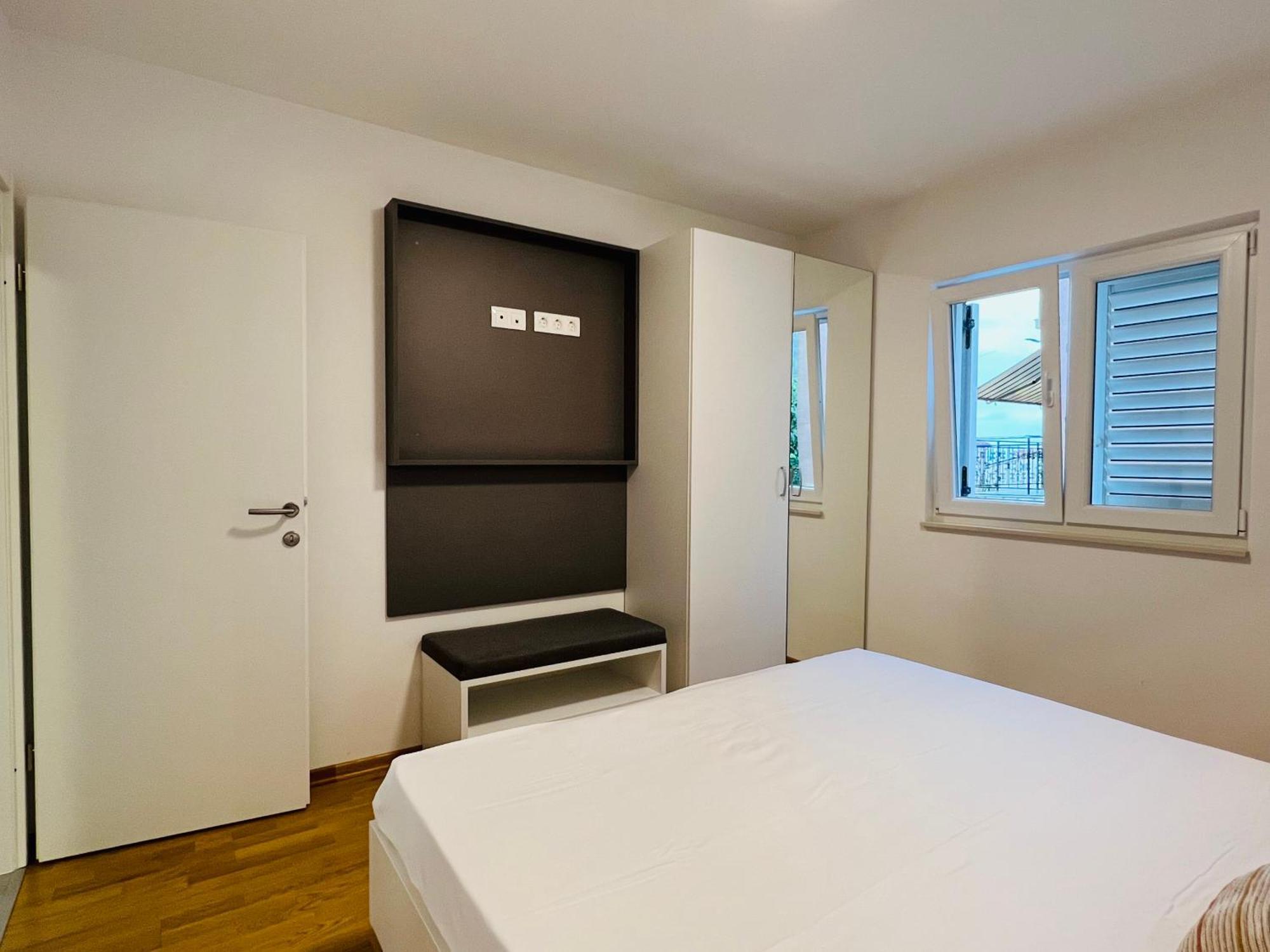 Apartmani Avis Selce Exterior photo
