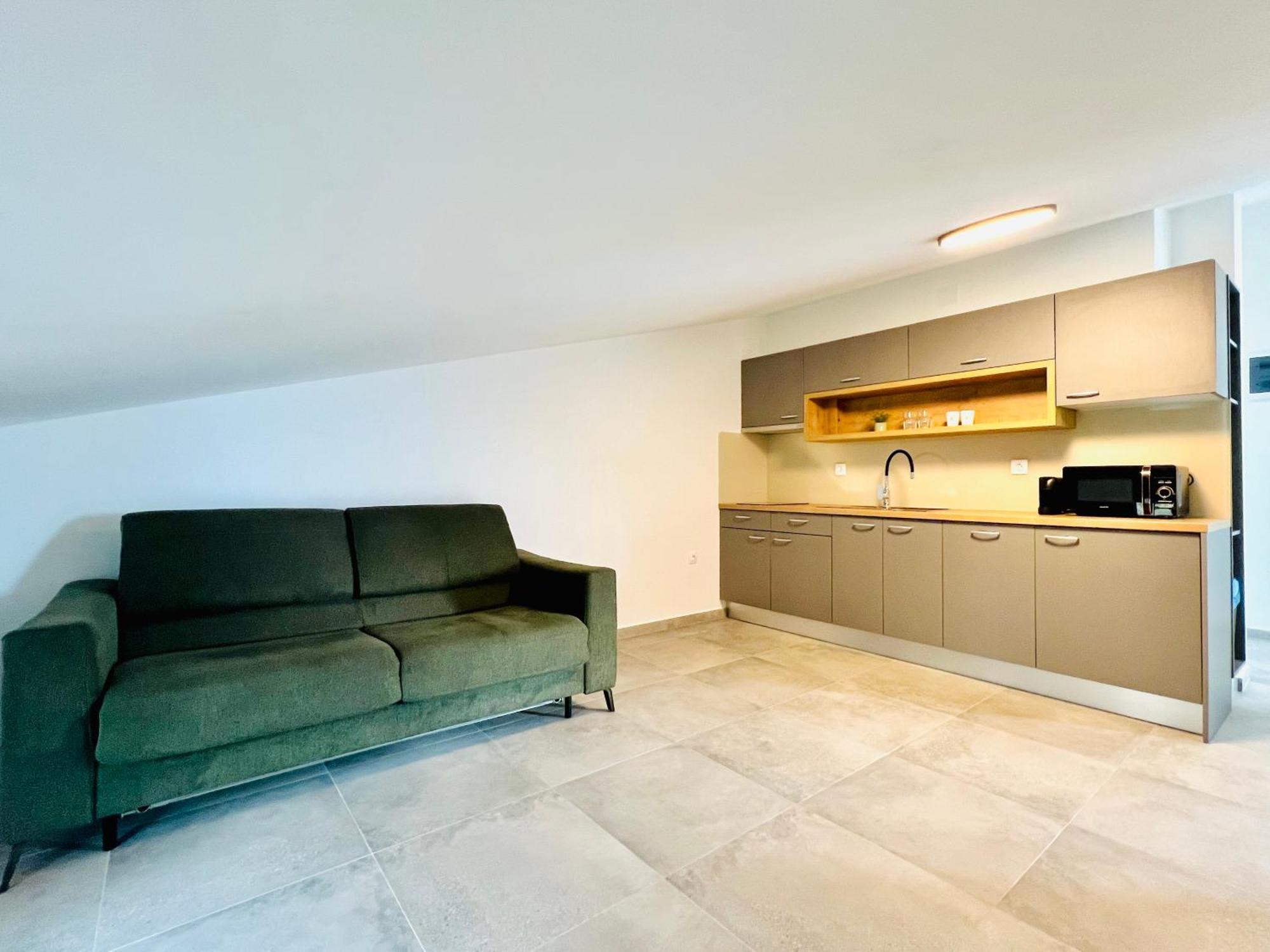 Apartmani Avis Selce Exterior photo